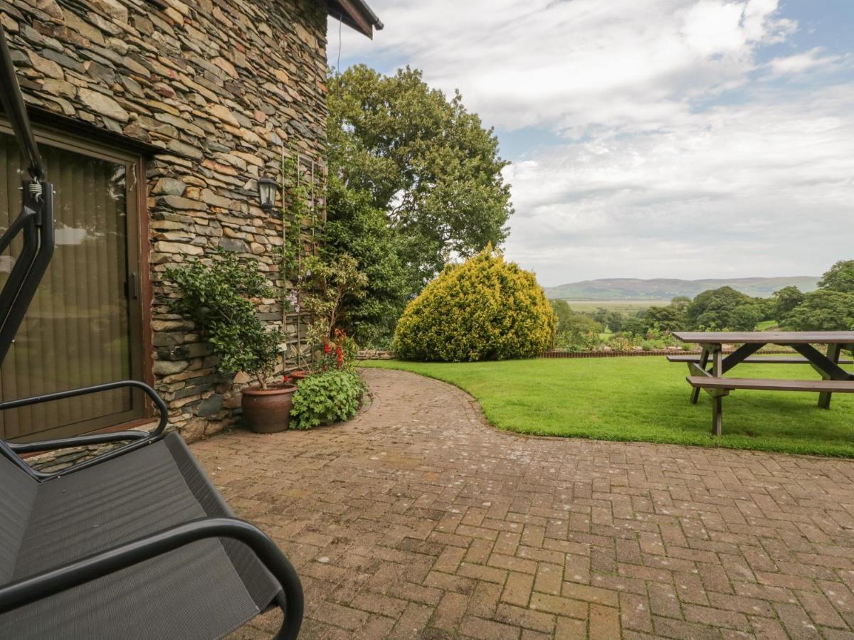 1 Cherry Tree Cottage Millom Exterior foto
