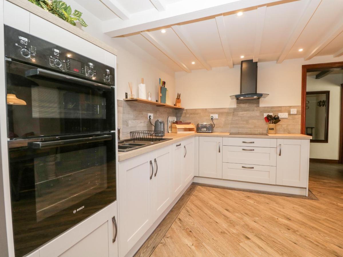 1 Cherry Tree Cottage Millom Exterior foto